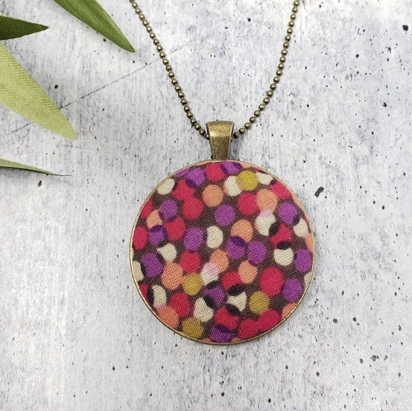New Handmade | Dot Fabric Button Necklace - Picture 1 of 2